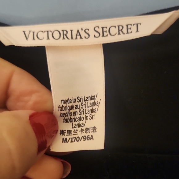 NWOT VS Black Long Sleeve Bodysuit Size Med - Picture 2 of 9